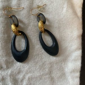 Alexis Bittar Drop earnings